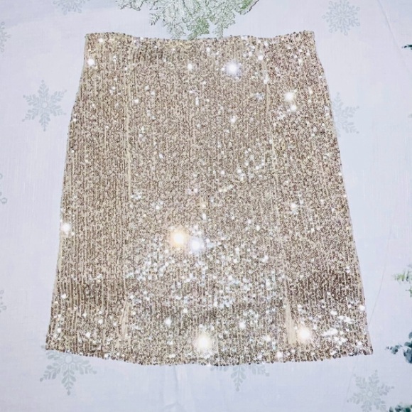 Gold Sequin Holiday Party Rave Mini Skirt NWOT (Size: 3) - Picture 5 of 7